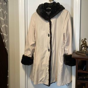 Vintage Water Repellent Faux Fur Lined Hooded Carcoat EUC